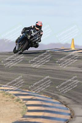 media/Nov-16-2025-Race Pace (Sun) [[8c5fa54630]]/Verified Riders/1-Turns 9 and 10 (925am)/